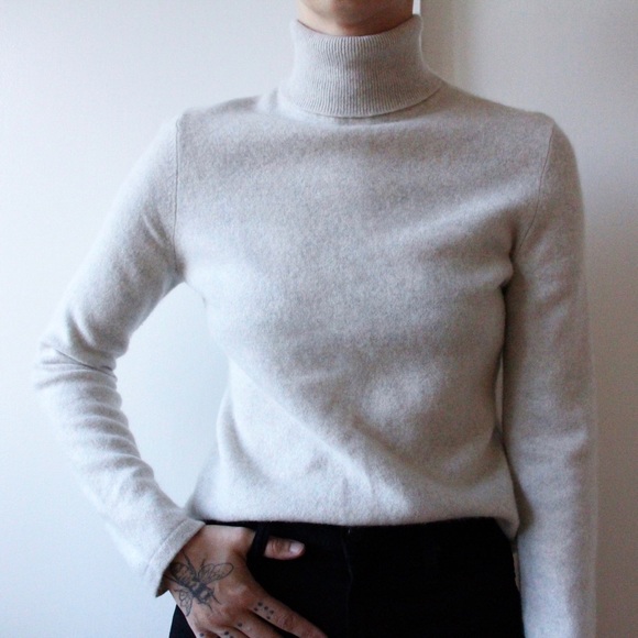 Vintage 1990-00’s Cashmere Turtleneck Sweater - Picture 5 of 6